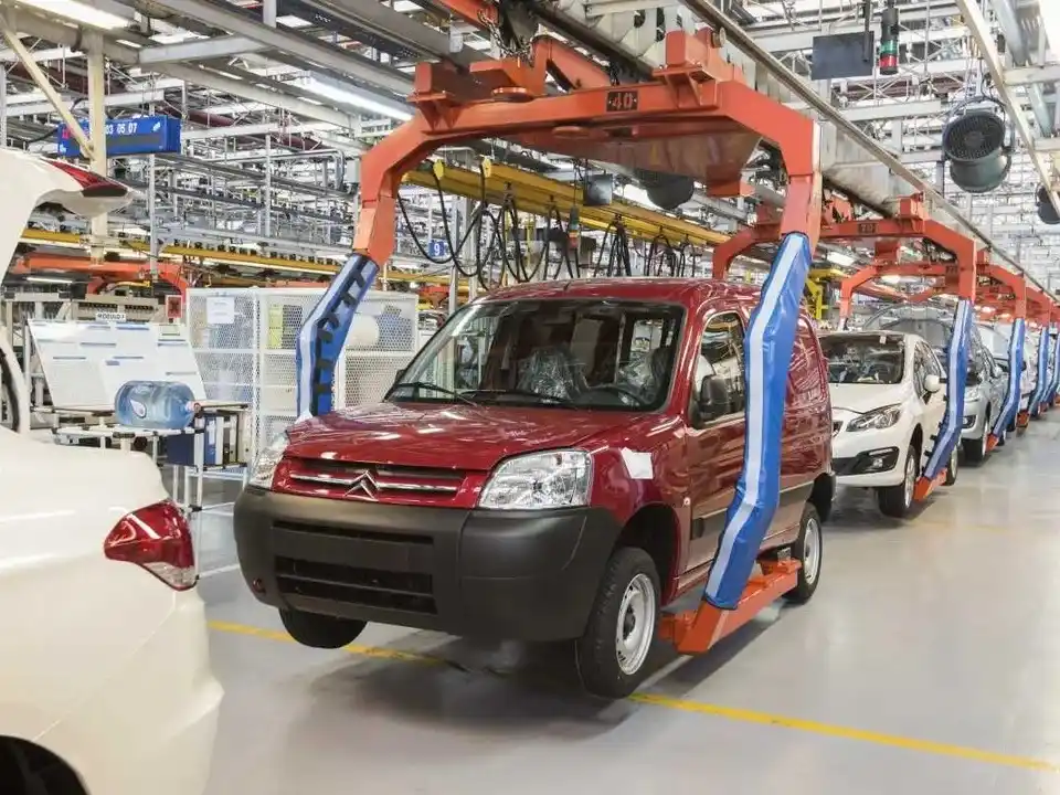 Se prevén importantes inversiones en el sector industrial automotriz.