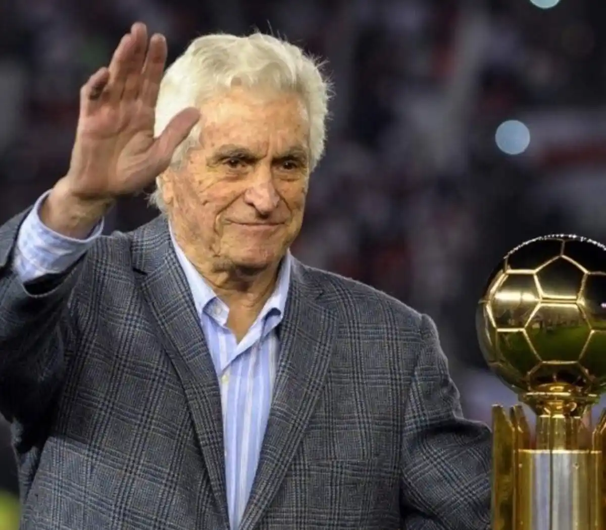 Múltiples homenajes recibió a lo largo de su vida.