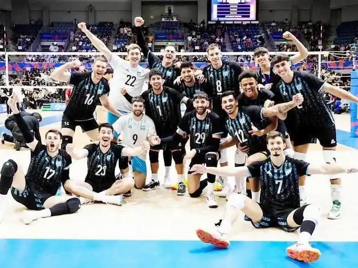 Victoria de Argentina en
cinco sets frente a Turquía