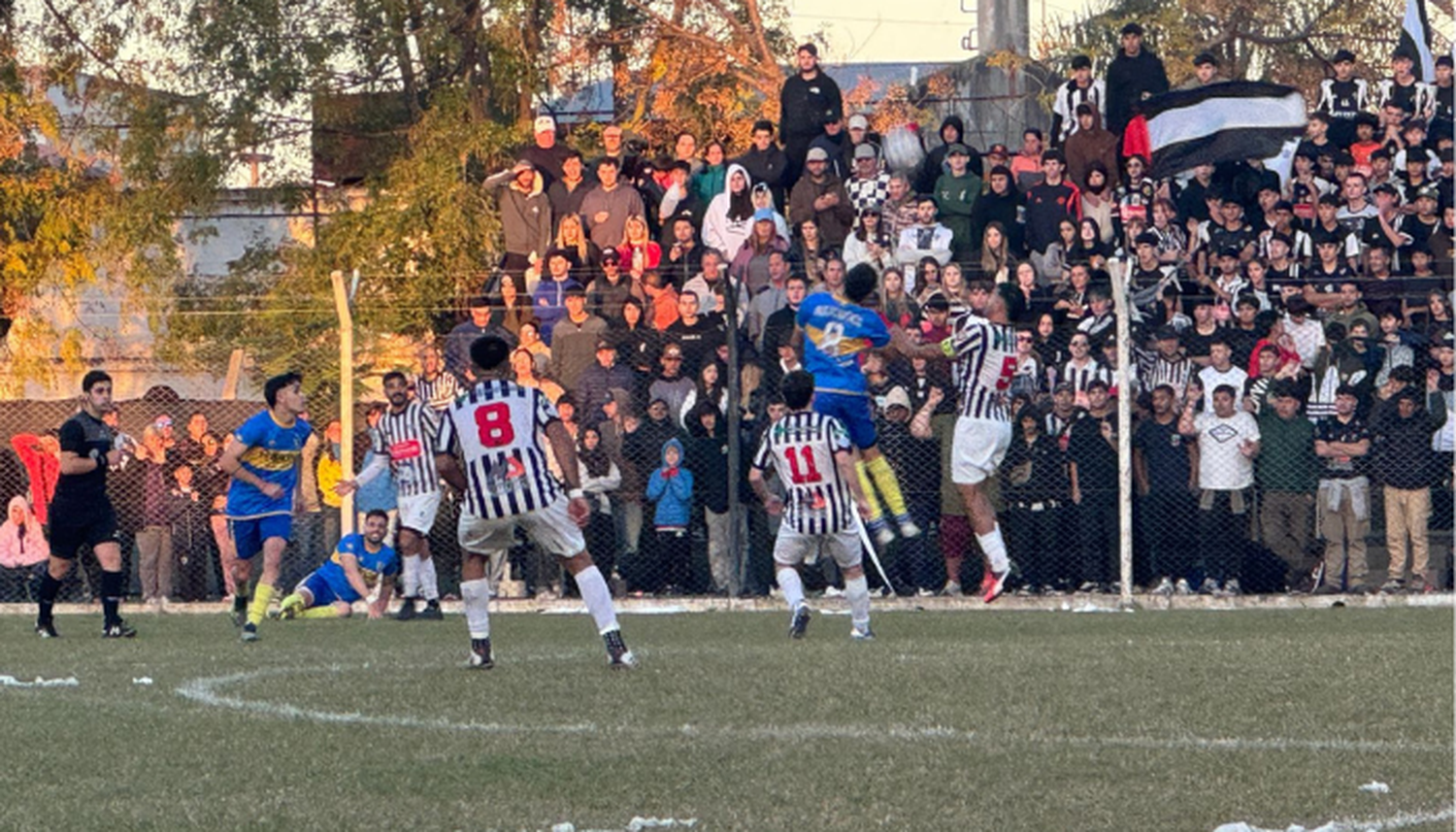 Copa de Clubes: en un final agónico, Independencia perdió por penales en Baradero y Atlético se consagró campeón