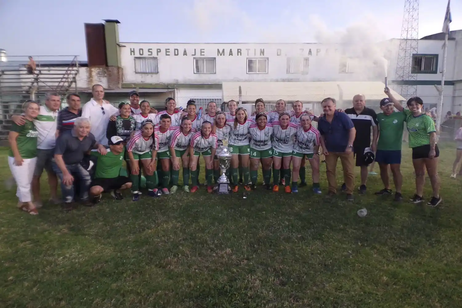 El gobierno provincial brindó su acompañamiento al primer torneo de fútbol femenino