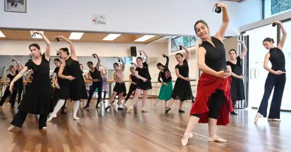 La concordiense Chela Fernández Belli brilló en el II Festival de Danza Española