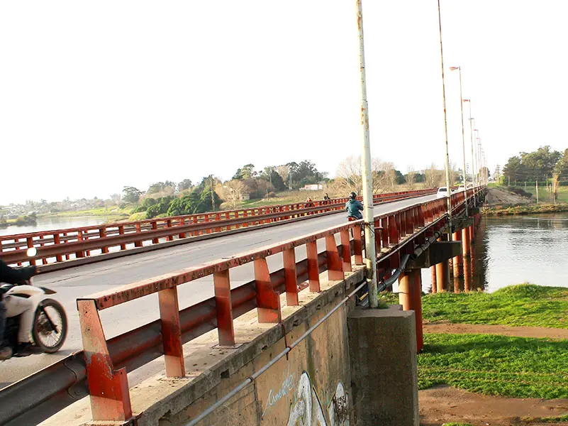 Nuevo intento por el puente