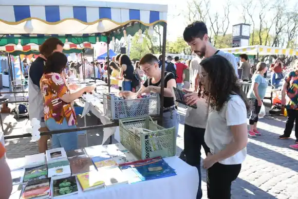 Plaza Feria presente en “Hacé Centro”