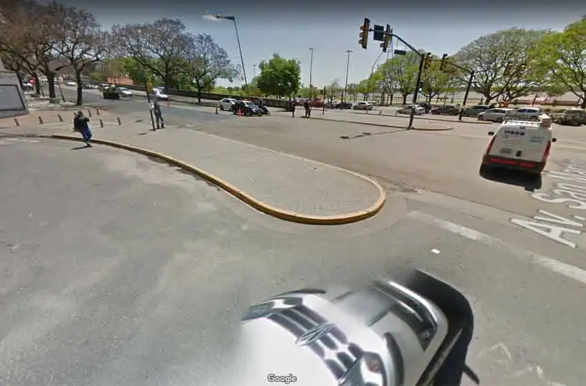 Murió un motociclista al chocar contra una columna