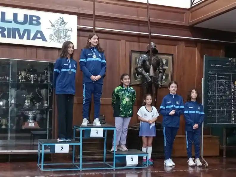 Los esgrimistas de la Sociedad Italiana se destacaron en el Interclubes.