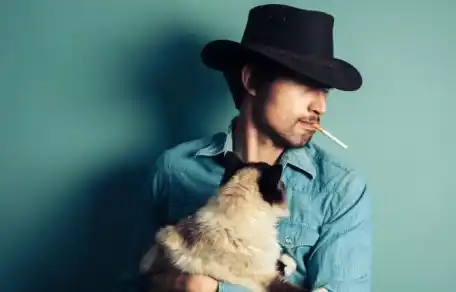 El humo de cigarrillo también puede causar cáncer en las mascotas