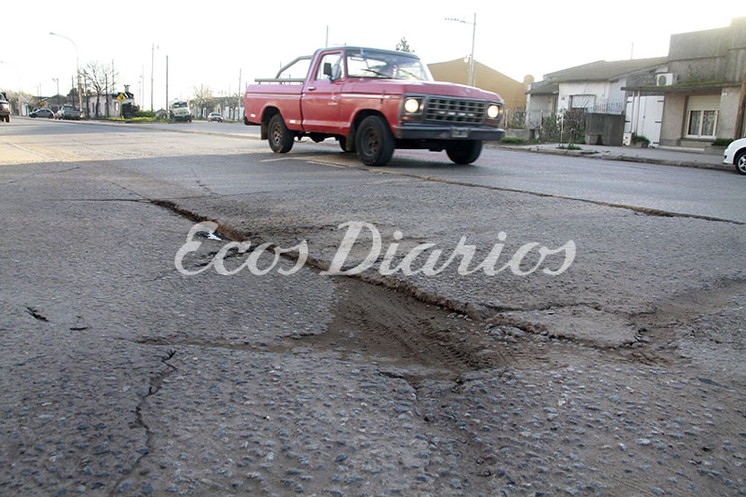 Pozos en la avenida Benedicto Campos, trampas muy peligrosas