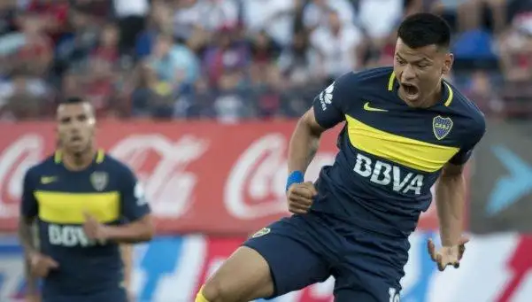 Boca aprovechó la ráfaga y venció a San Lorenzo de visitante