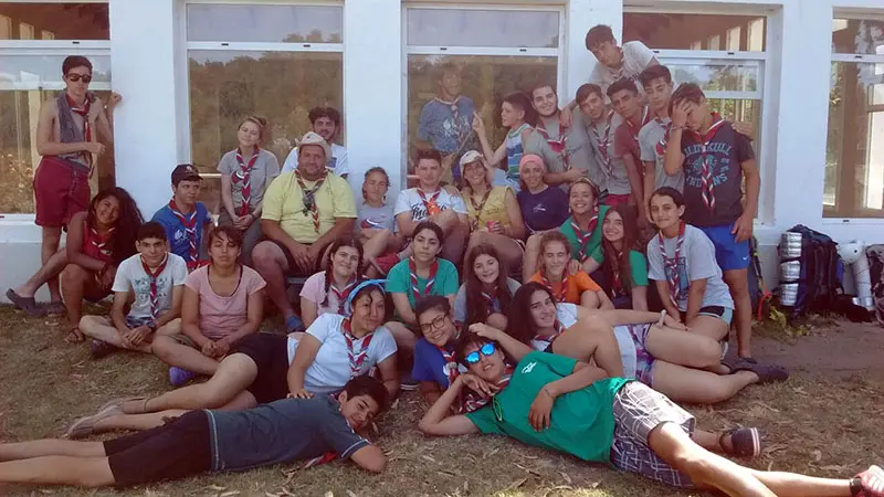 Grupo scout de Temperley acampó en Las Cascadas