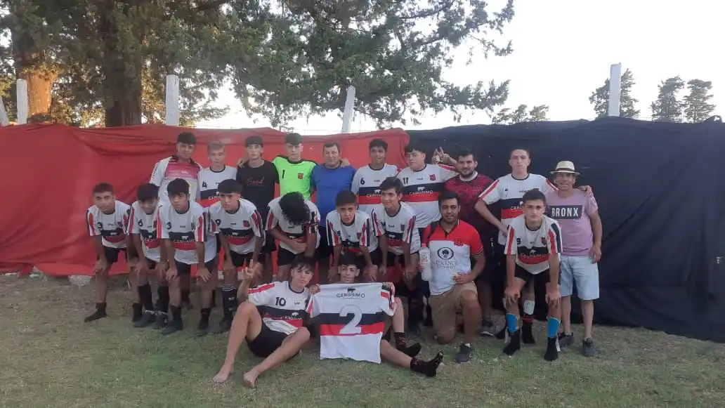 La Sub 15 de Central Entrerriano ganó en Villaguay y quedó a un paso de la Gloria