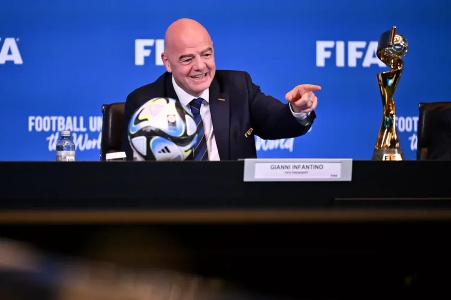 FIFA posterga el inicio del proceso de elección de sede para el Mundial 2030 