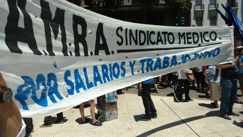 Paritaria bonaerense Salud: Unánime rechazo de los gremios que consideraron la oferta del gobierno "insuficiente"