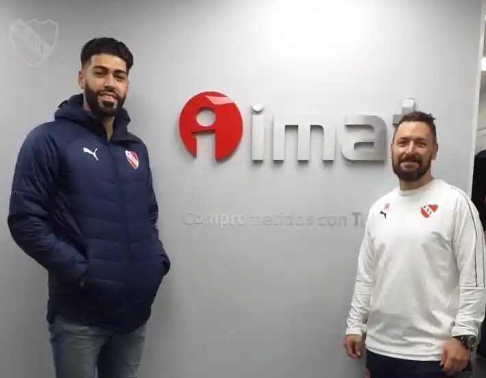 Barboza pasó la revisión y está listo para firmar