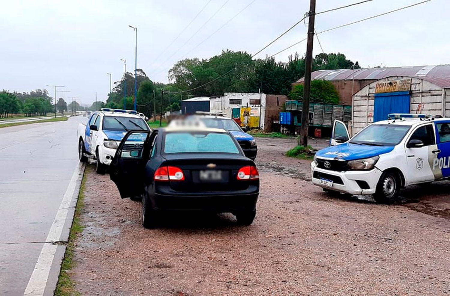 En un retén, detienen a un especialista en robar taxis y remises