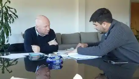 Galli se reunió con Mac Allister por los clubes de barrio