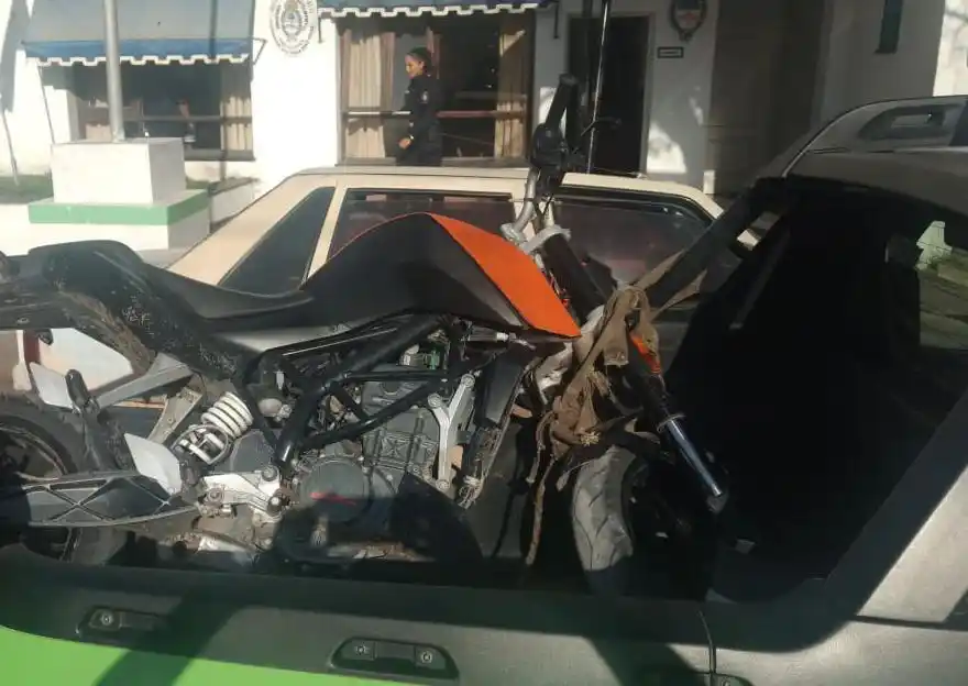 Conducía una moto robada en el verano