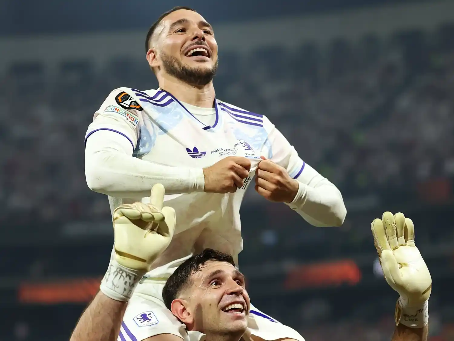 Marplatenses campeones de Europa: Dibu Martínez y Buendía hicieron historia con Aston Villa