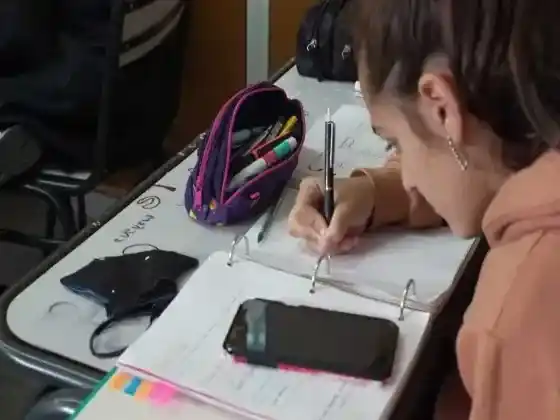 Lanzan una campaña para abordar problemáticas que afectan a estudiantes entrerrianos