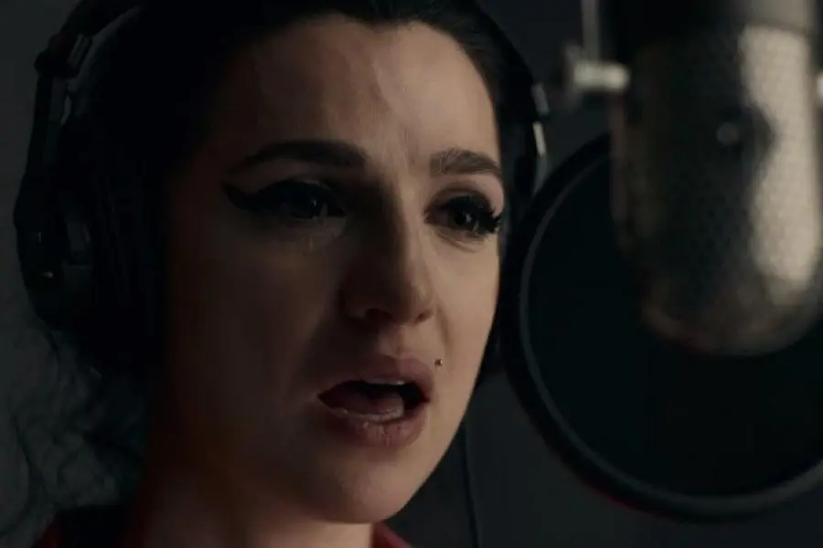 Back to Black: presentaron el trailer de la película biográfica sobre Amy Winehouse