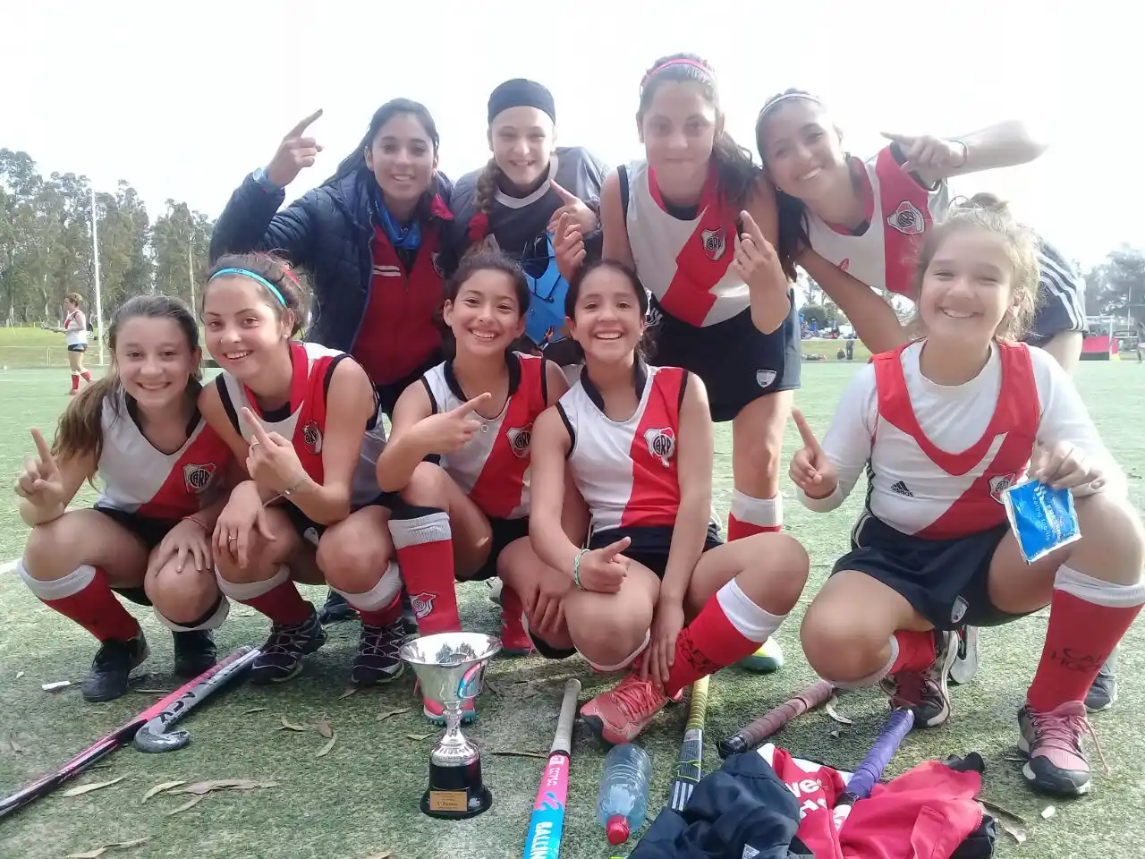 Finales y trofeos para River