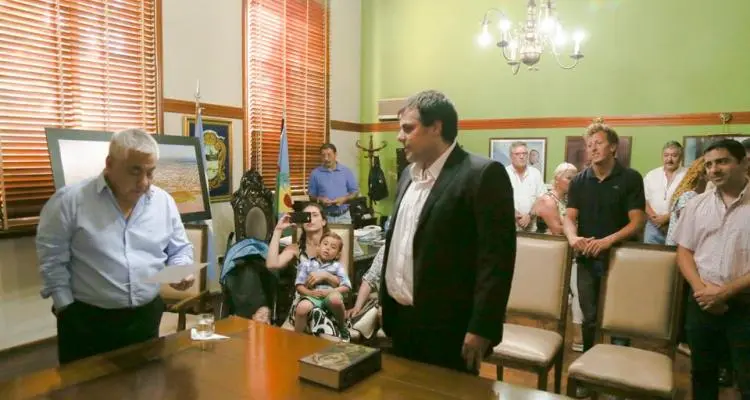 Salazar retoma  la iniciativa tras  los cimbronazos  en el gabinete