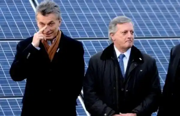 Cierran una causa contra Macri y Aranguren por la tarifa del gas