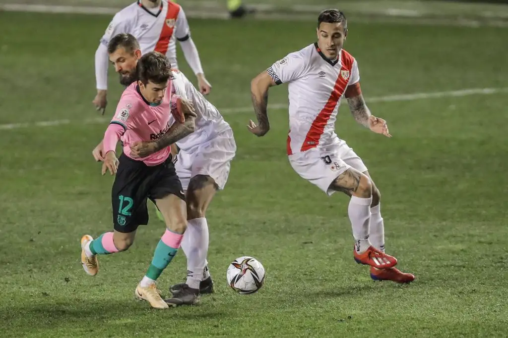 Barcelona lo dio vuelta ante el Rayo de Saveljich