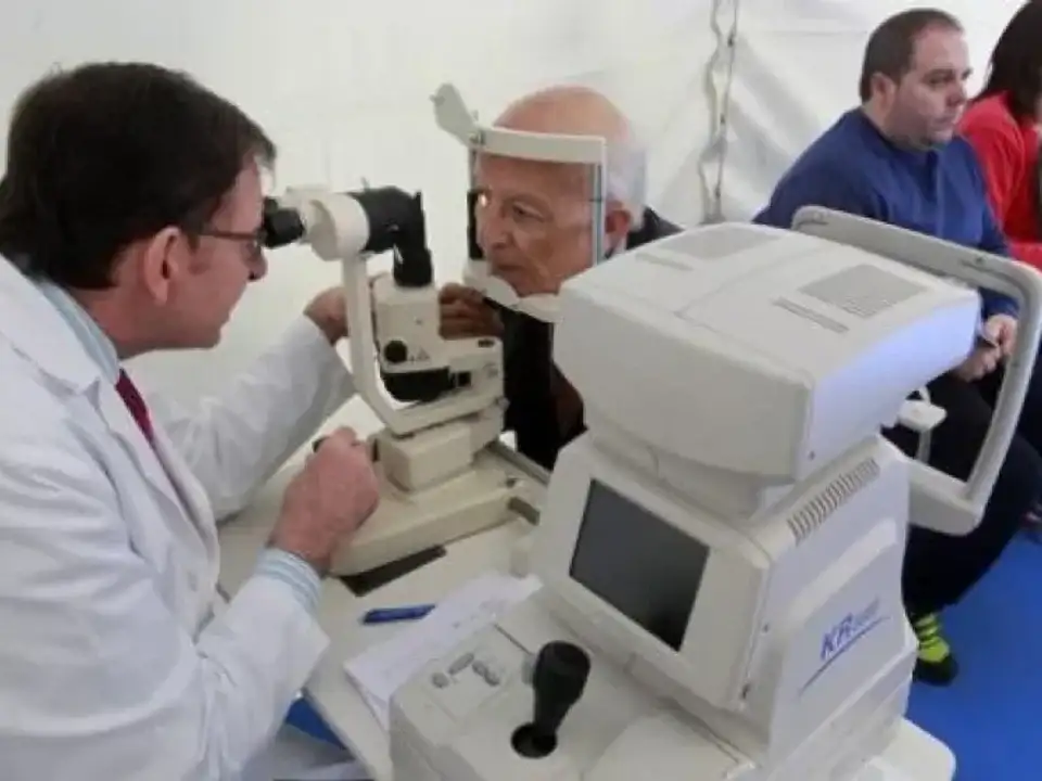 Escándalo en el PAMI: una auditoría reveló una millonaria red de fraude oftalmológico