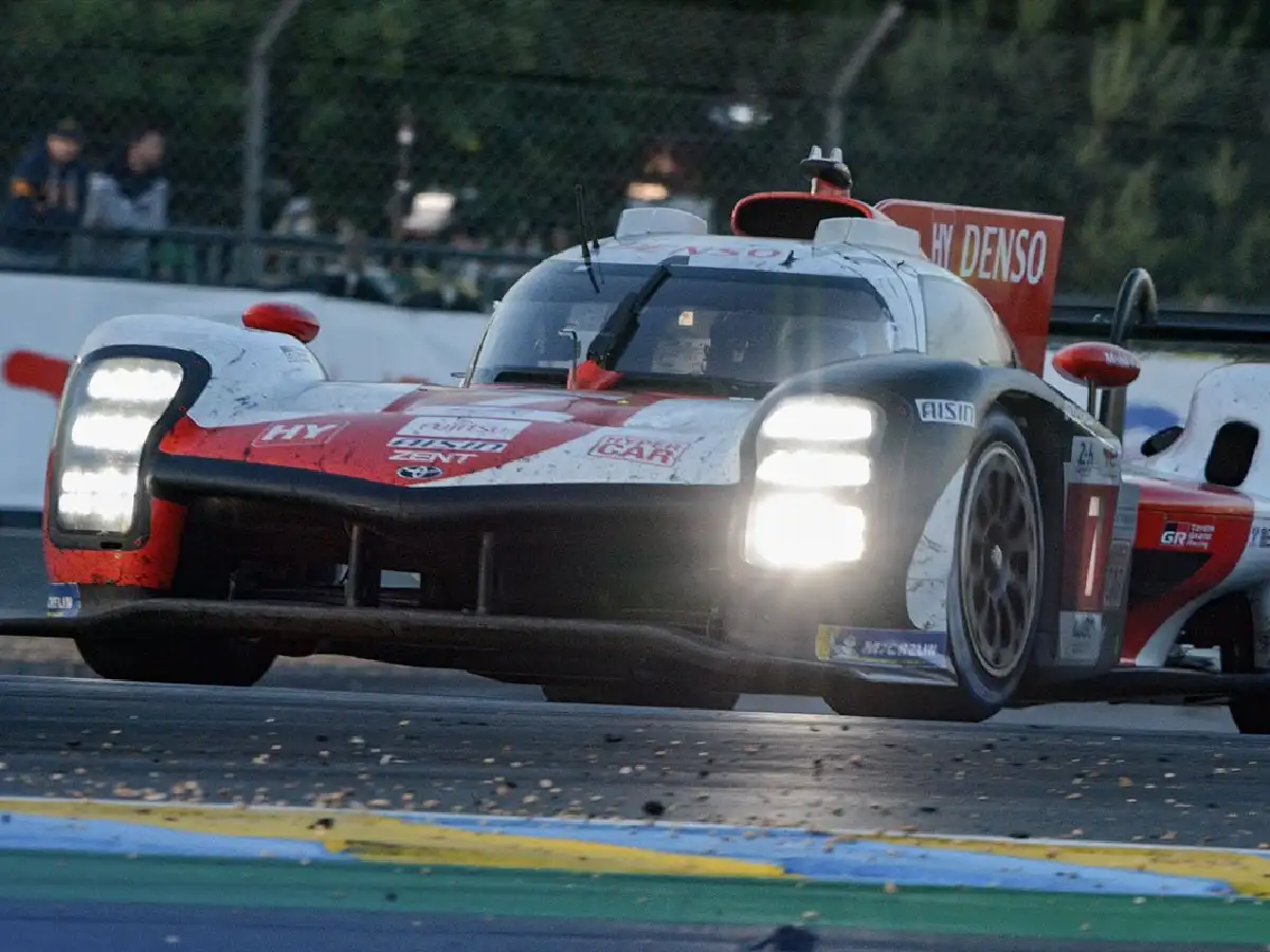 “Pechito” López terminó segundo en Le Mans