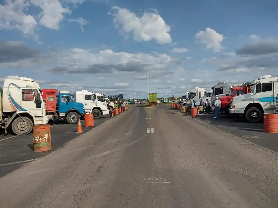 Los transportistas de carga también piden medidas de alivio económico por la sequía