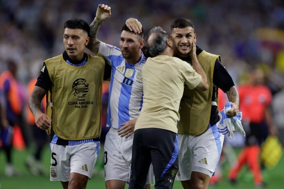 Messi, tras el triunfo ante Ecuador: "El Dibu siempre está, tenemos ventaja con él"