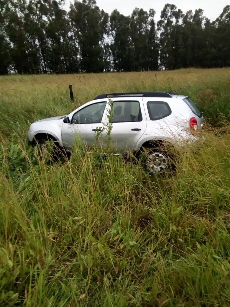 Se despistó una camioneta en ruta 227