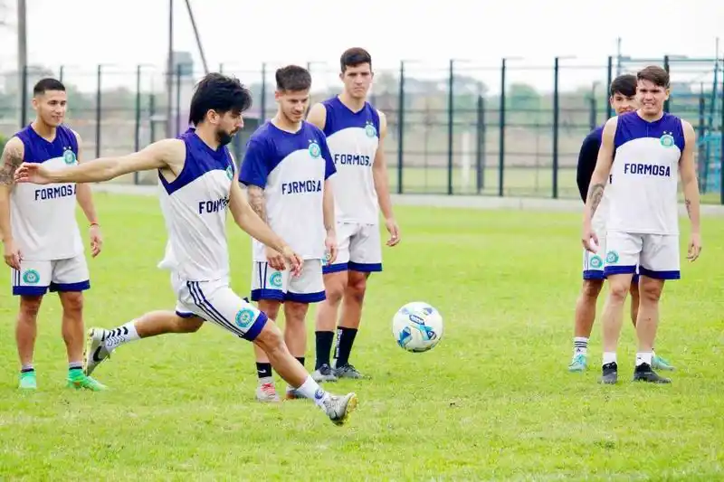 San Martín y Sol de 
América salieron a la ruta