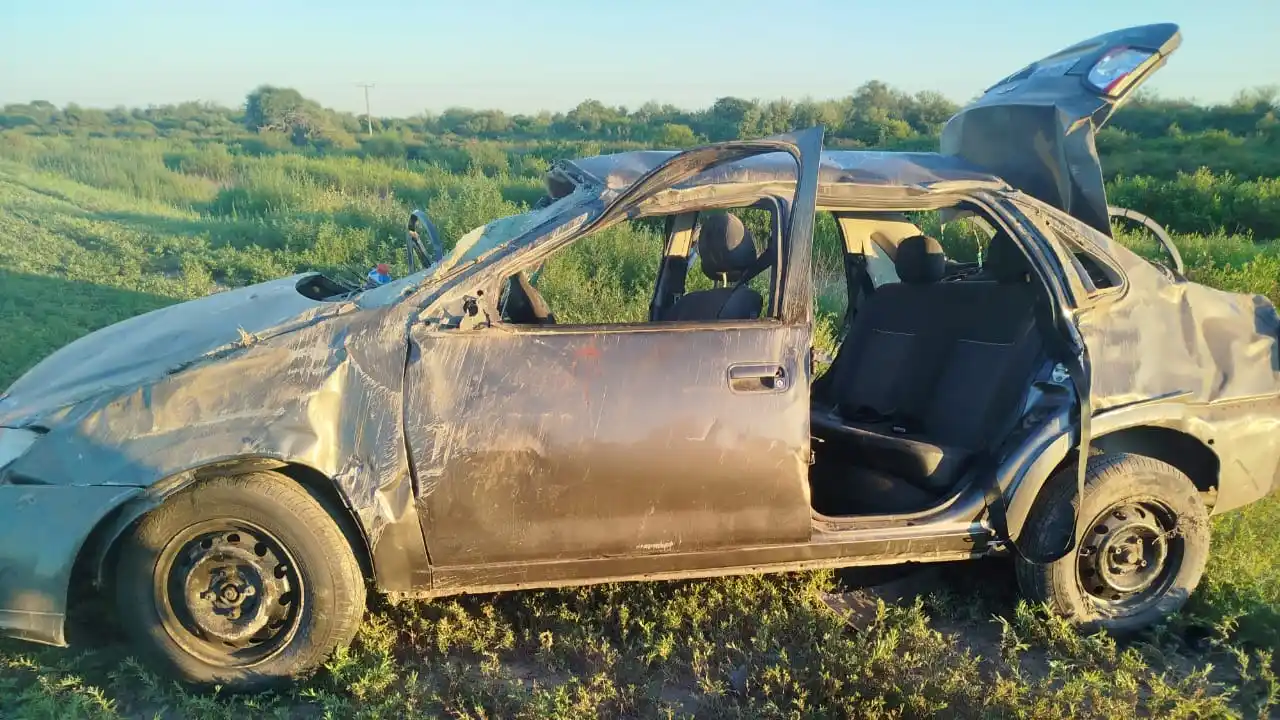 Así es como quedó el vehículo luego de incendiarse