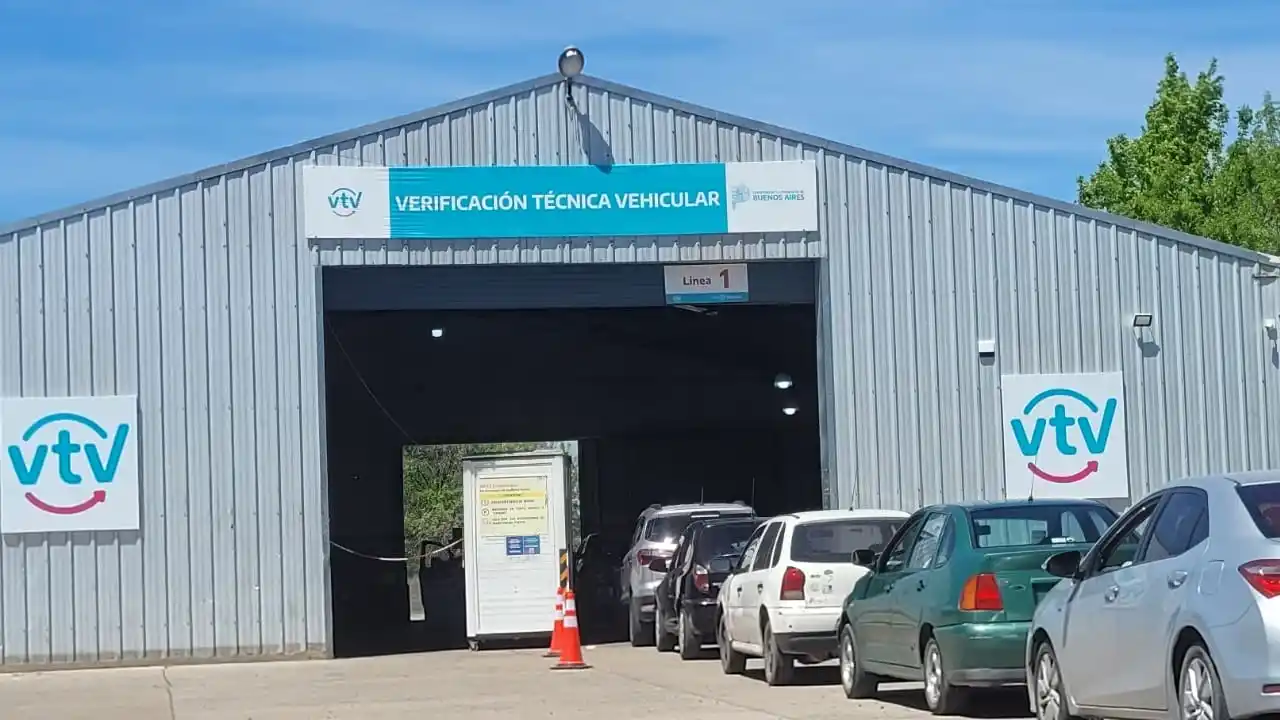 Un automóvil pasará a abonar cerca de 100 mil pesos desde enero.