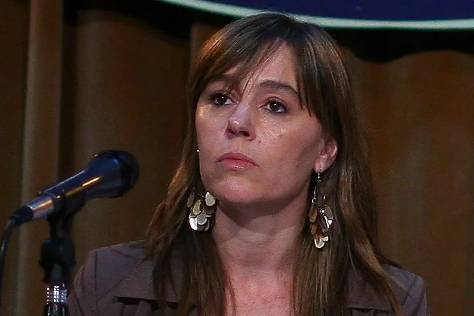 Di Tullio promete colaborar si Macri "no atenta contra las conquistas populares"