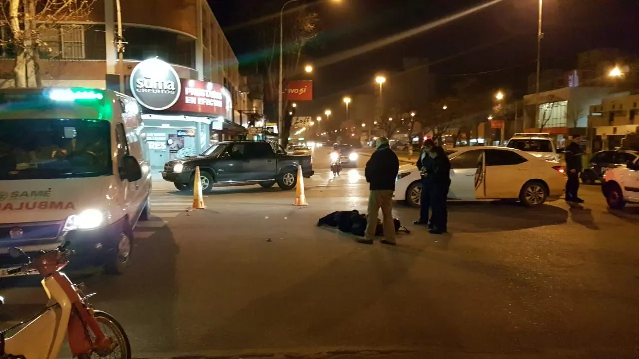 Una motociclista lesionada en 59 y 60