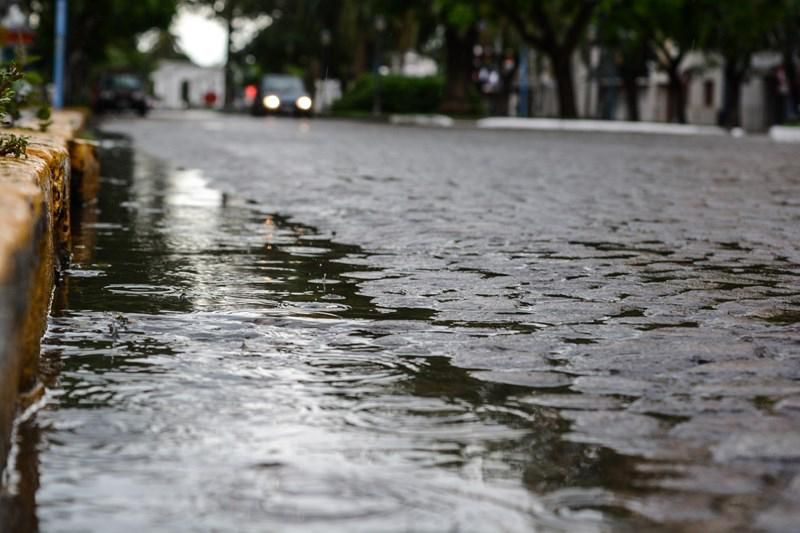 Recomendaciones para evitar anegamientos en días de lluvia