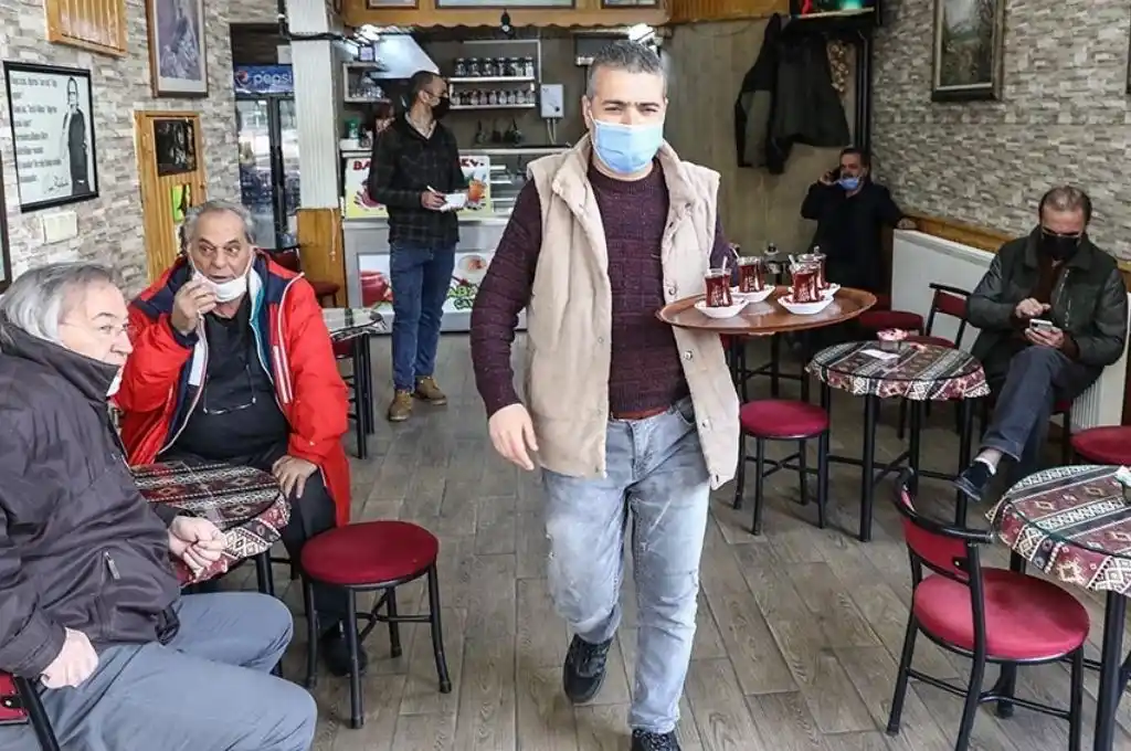 Coronavirus: aumentan los casos en el mundo por primera vez en siete semanas