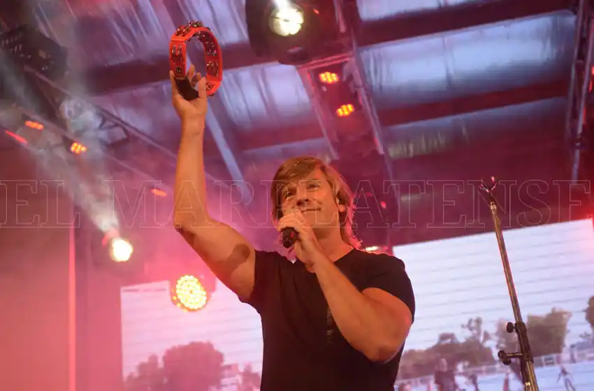 "Nos pone contentos mostrar nuestra música en Espacio Clarín"