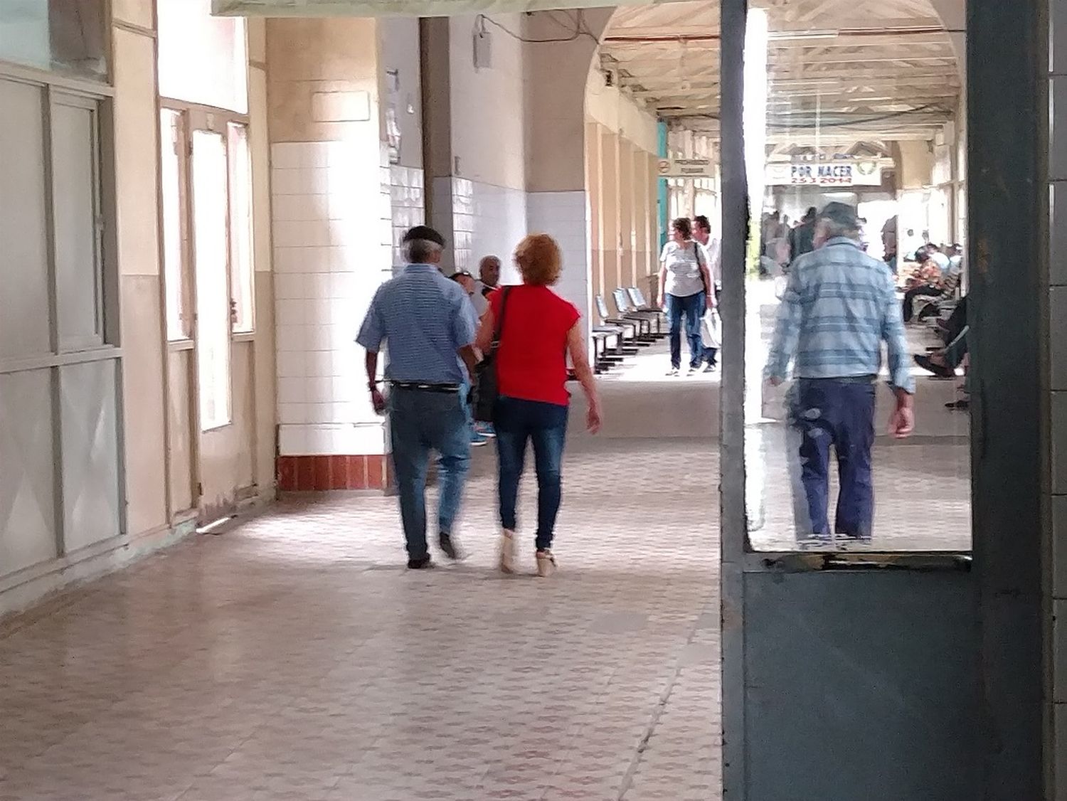 Esta martes trasladarán al Vacunatorio del Hospital Centenario
