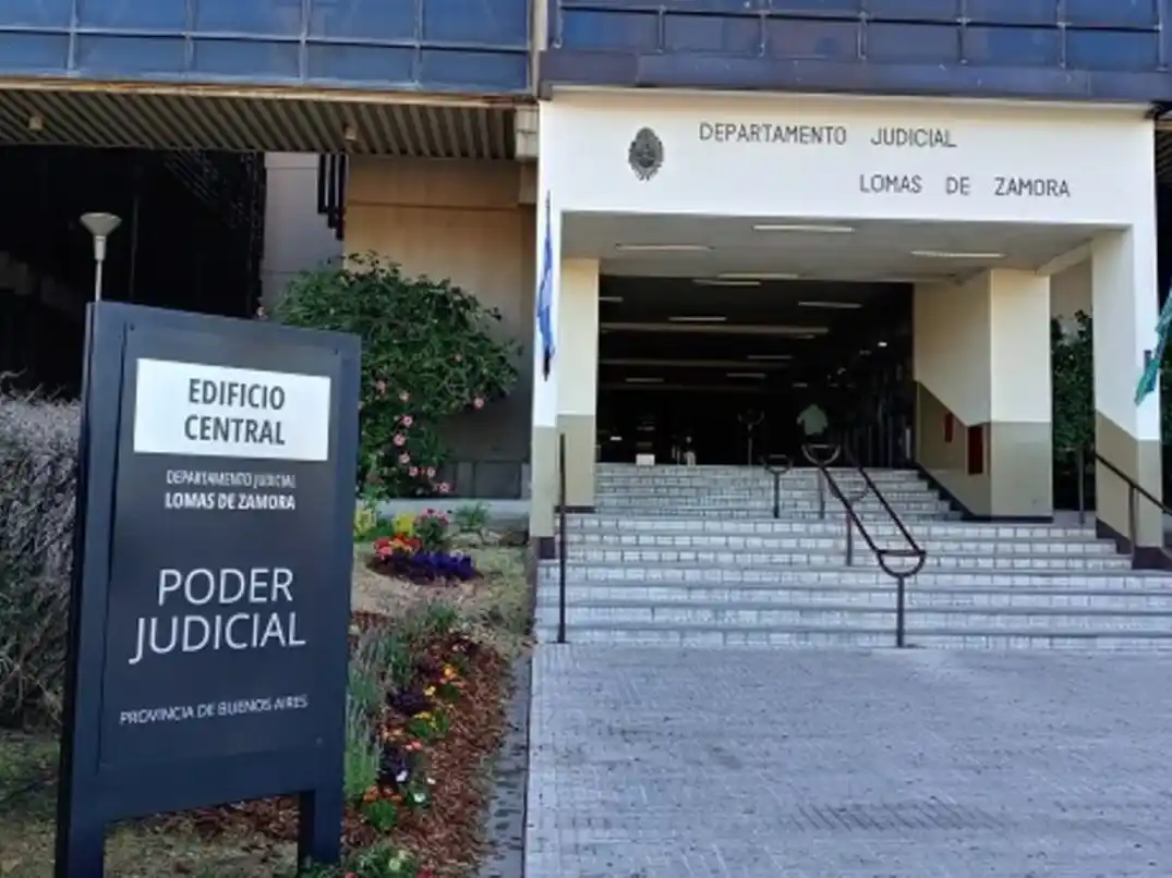 El juicio se está realizando en el Tribunal Oral Criminal Nº 5 de Lomas de Zamora.