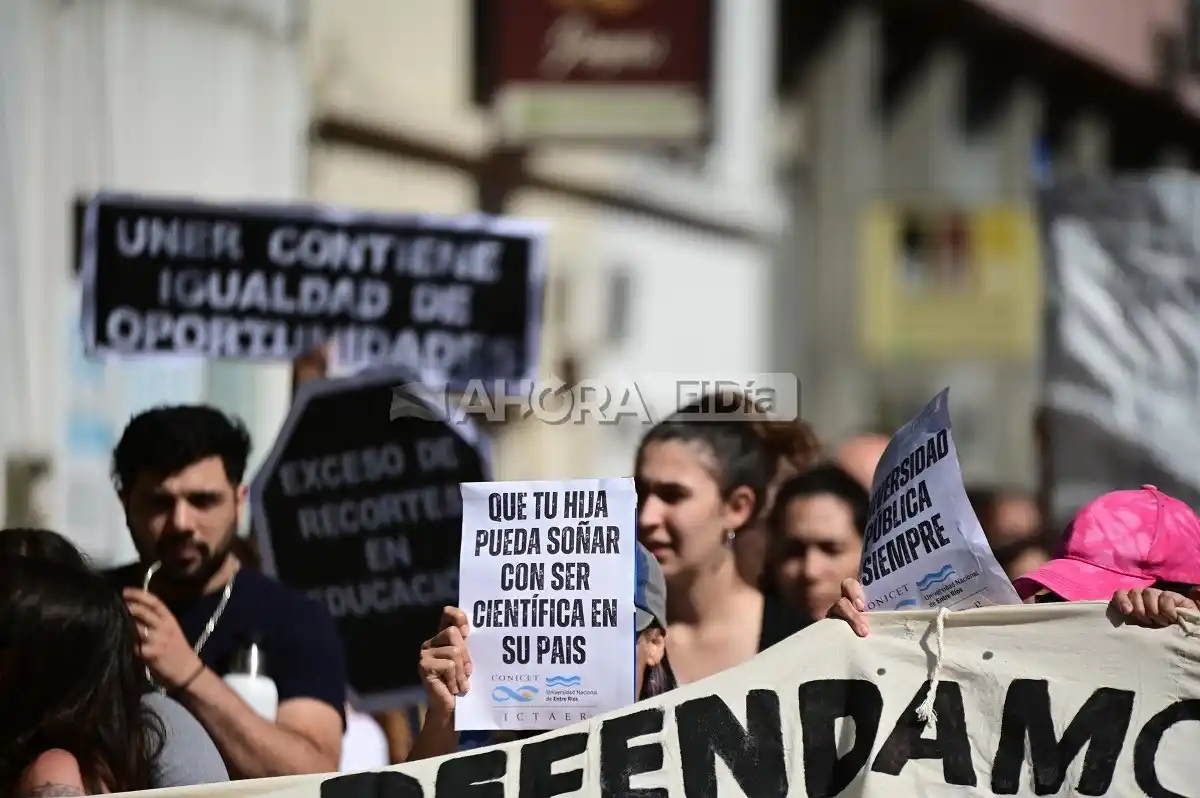 marcha universitaria octubre 2024 credito MRFotografía (2) - 5