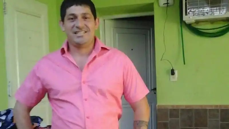 Prestaban dinero a personas con planes y retenían las tarjetas de cobro