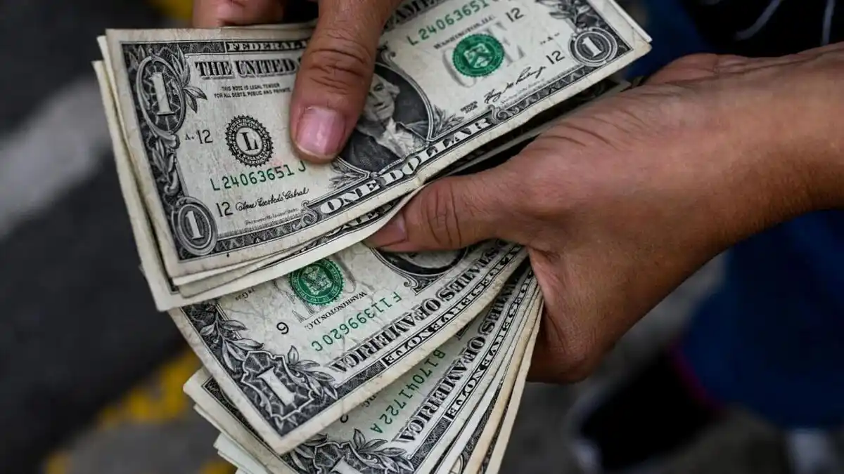 Precio del dólar oficial superó la barrera de los 31 BOLÍVARES, del paralelo ni hablar