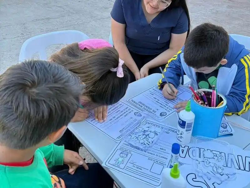 Dictaron taller sobre los derechos de las 
infancias en el centro de salud Luis María Codda