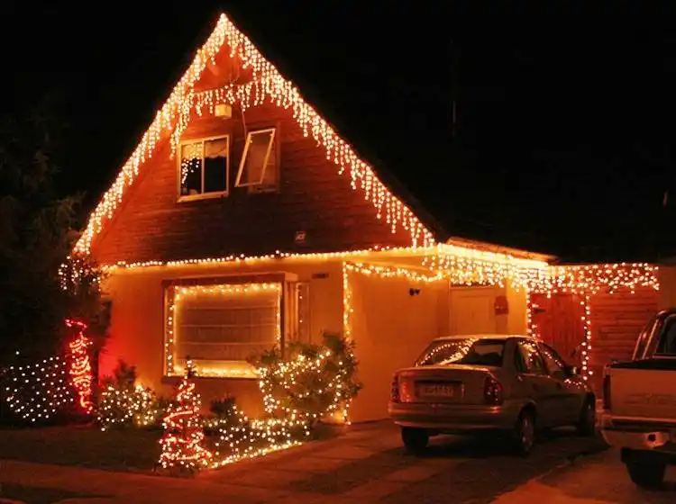 Premiarán a la casa mejor adornada con motivos navideños en Monje