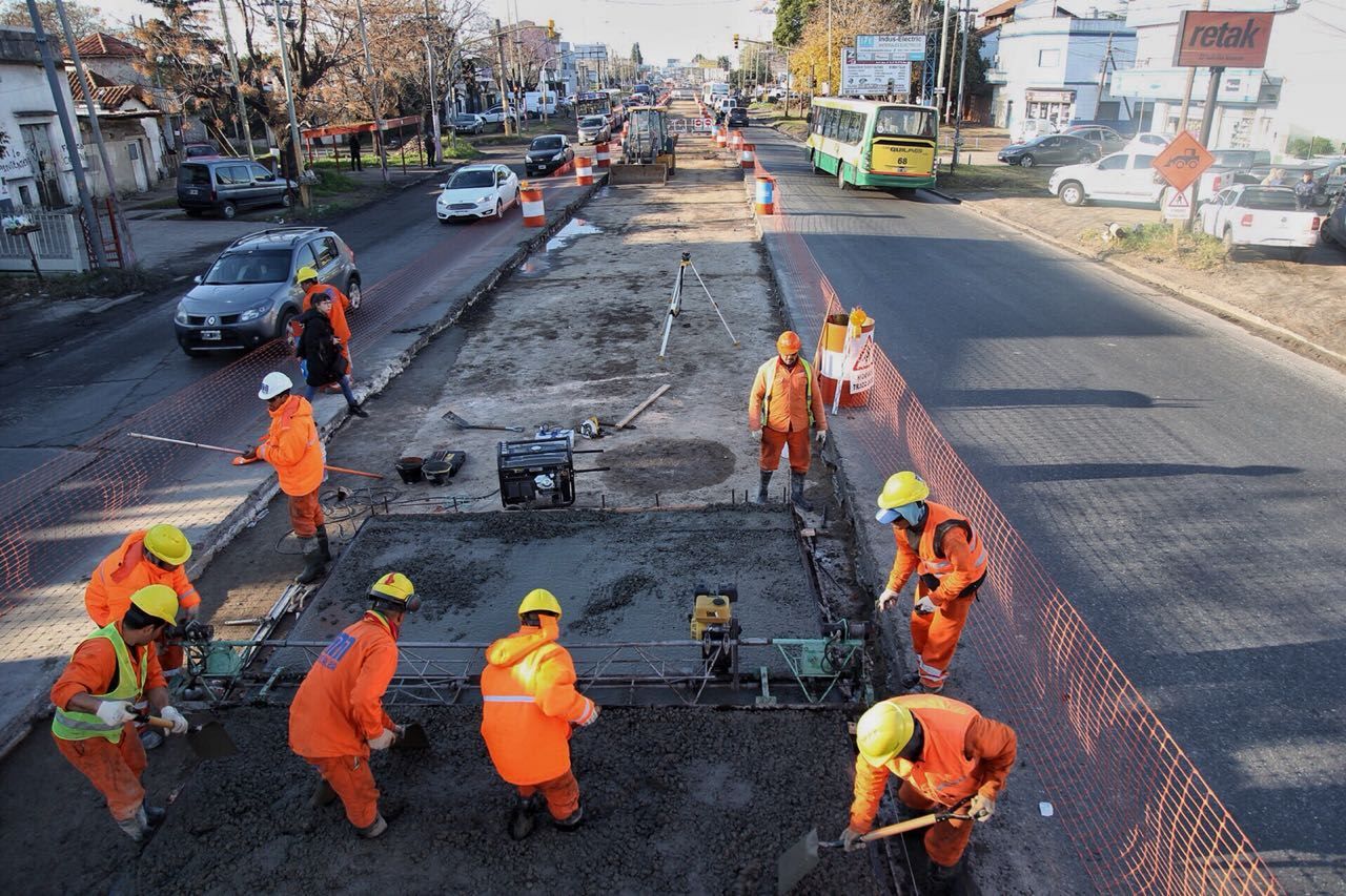 Andrés Watson exigió a Nación la finalización de las obras del Metrobus en Florencio Varela