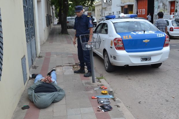 Robó herramientas y lo agarraron